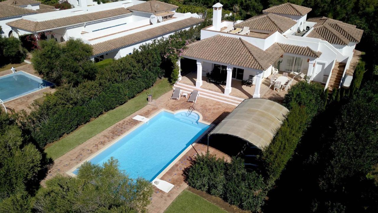 Resort Villas Andalucia 贝纳鲁普·卡萨斯·别哈斯 外观 照片