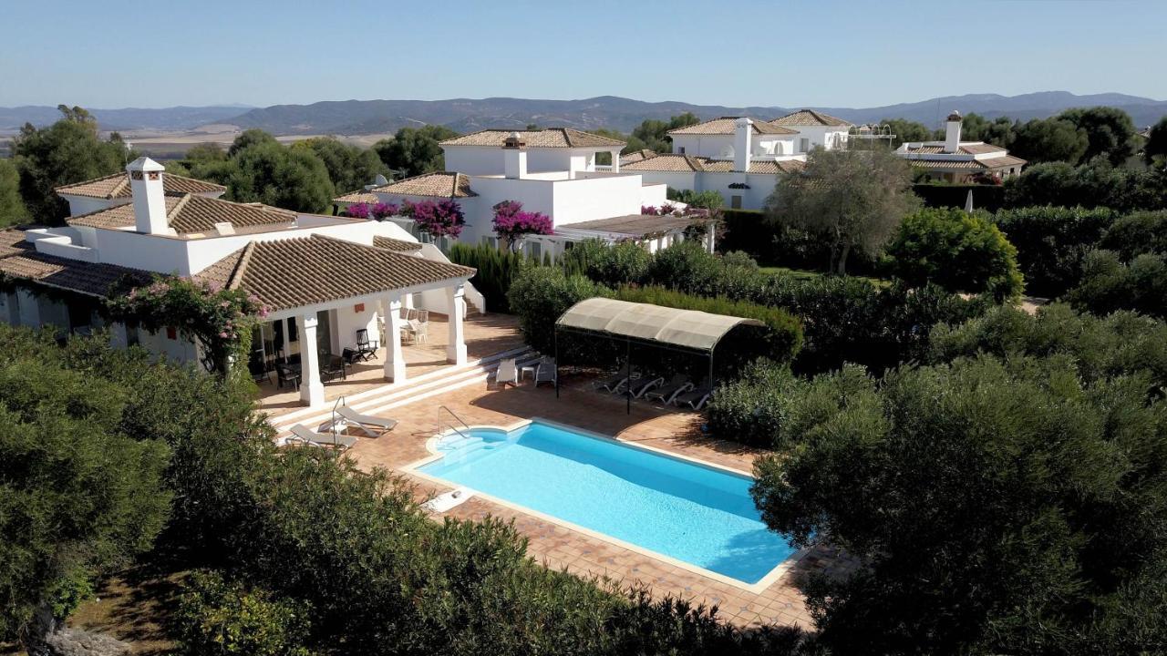 Resort Villas Andalucia 贝纳鲁普·卡萨斯·别哈斯 外观 照片