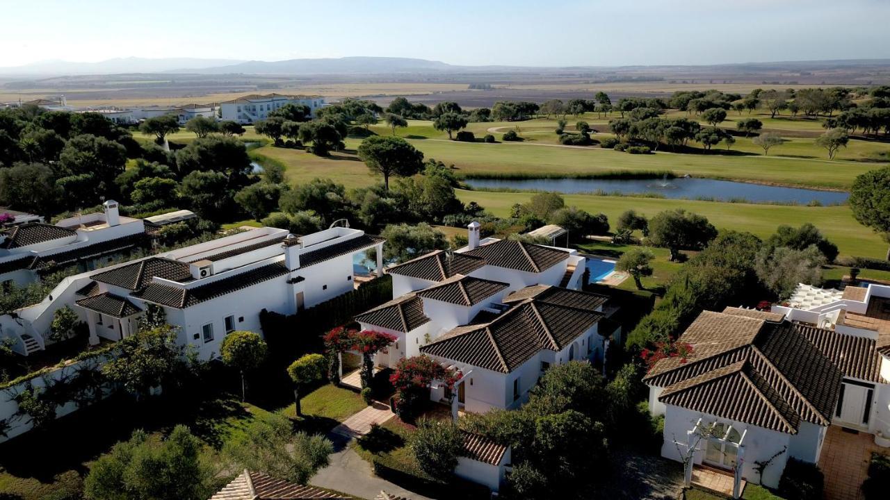Resort Villas Andalucia 贝纳鲁普·卡萨斯·别哈斯 外观 照片